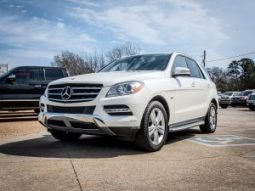 
										Mercedes-Benz ML350 2012 full									