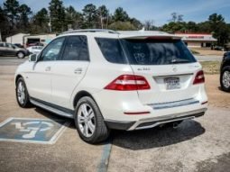 
										Mercedes-Benz ML350 2012 full									
