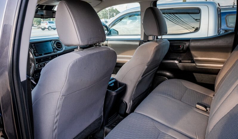 
								2021 Toyota Tacoma full									