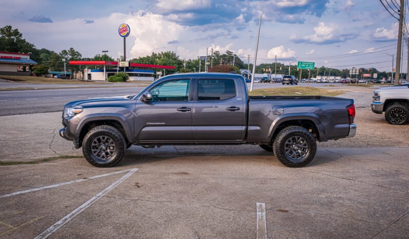 
								2021 Toyota Tacoma full									