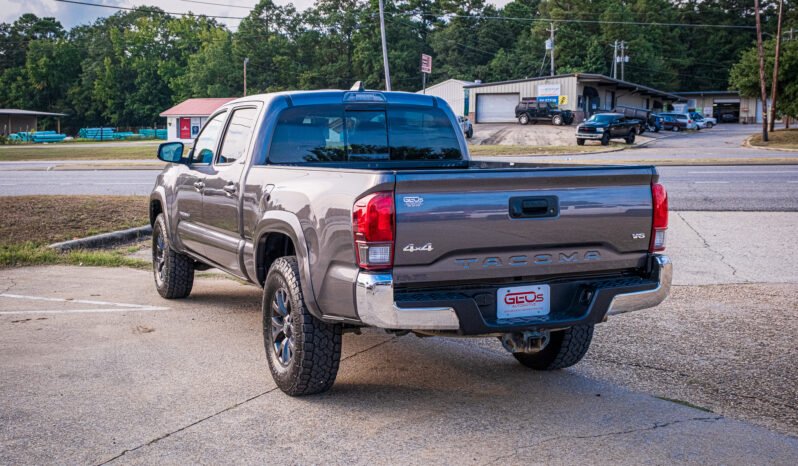 
								2021 Toyota Tacoma full									