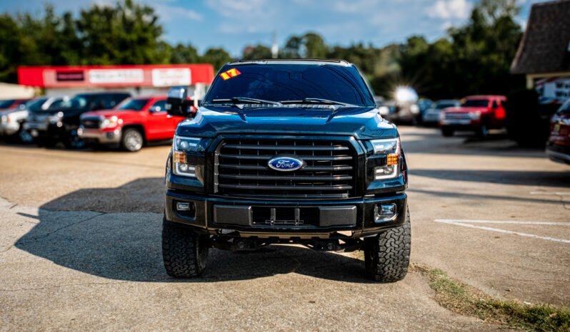 
								2017 Ford F-150 full									