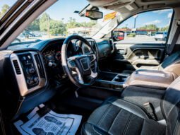 
										2015 GMC Sierra Denali full									