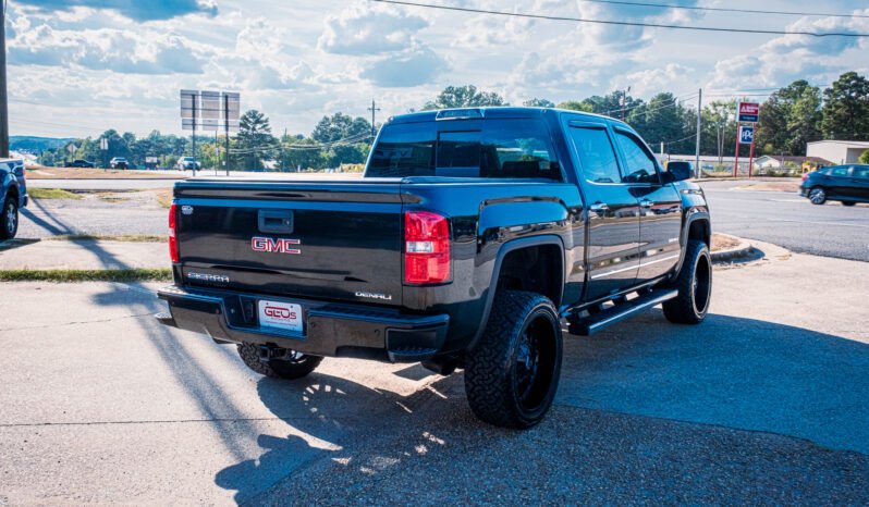 
								2015 GMC Sierra Denali full									