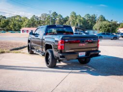 
										2015 GMC Sierra Denali full									