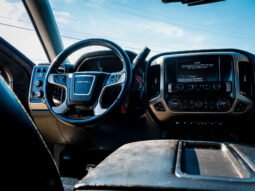 
										2015 GMC Sierra Denali full									