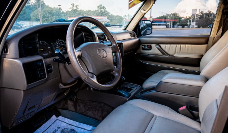 
								1997 Toyota Land Cruiser full									